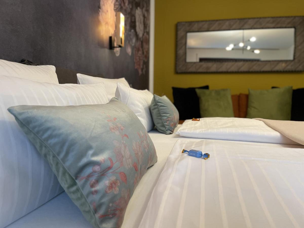 Boutique Apartment Am Bahnhof Freiburg im Breisgau Exteriör bild